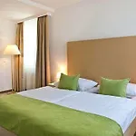 Seehotel Dr. Jilly Otel 4*
