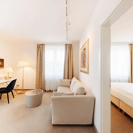 Hotel Seehotel Dr. Jilly 4*