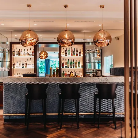 Seehotel Dr. Jilly Hotel 4*