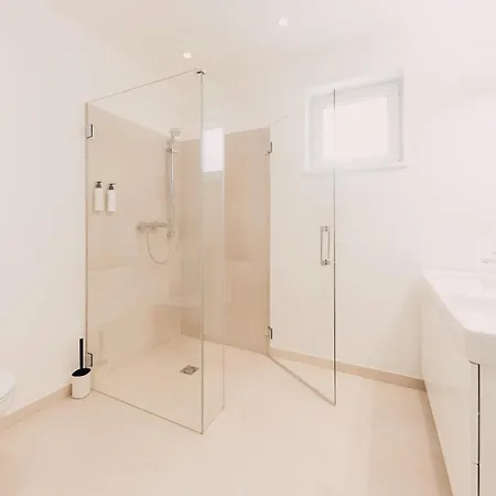 Seehotel Dr. Jilly Otel 4*