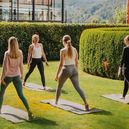 Seehotel Dr. Jilly Pörtschach am Wörthersee