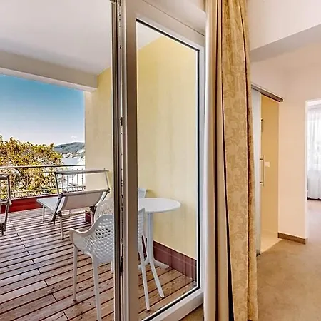 Отель Seehotel Dr. Jilly
