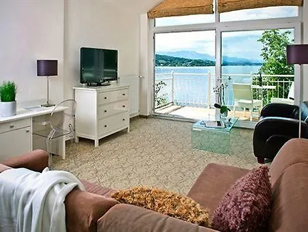 Seehotel Dr. Jilly מלון Pörtschach am Wörthersee