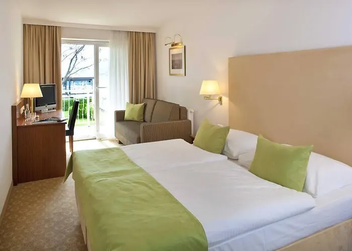 Seehotel Dr. Jilly Hotel Pörtschach am Wörthersee