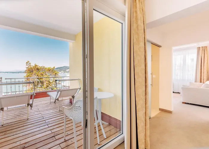 Seehotel Dr. Jilly Hotel Pörtschach am Wörthersee